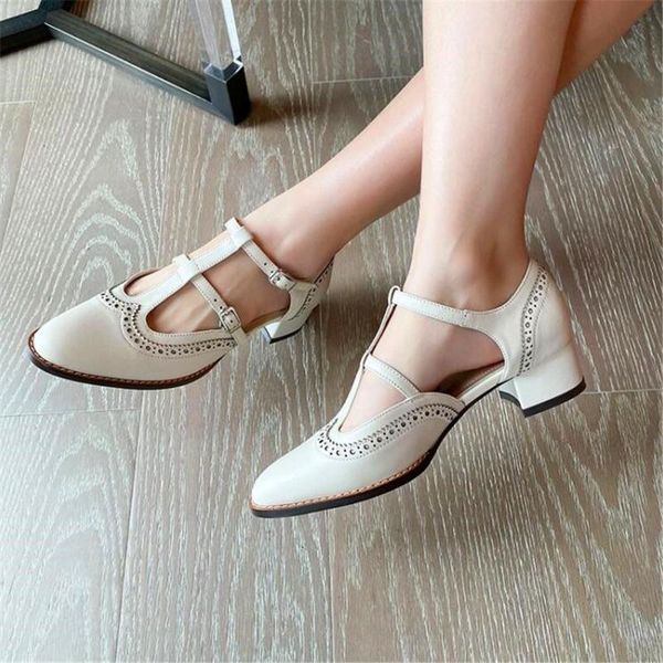 dress shoes fashion mid-heeled ladies high heels beige black carved spring and autumn leather
dress shoes fashion mid-heeled ladies high heels beige black carved spring and autumn leather
