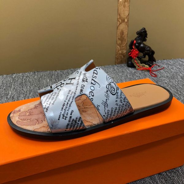 the latest fashion trend men color leather h slippers are made of imported sheepskin and cow zlh, Black
the latest fashion trend men color leather h slippers are made of imported sheepskin and cow zlh, Black