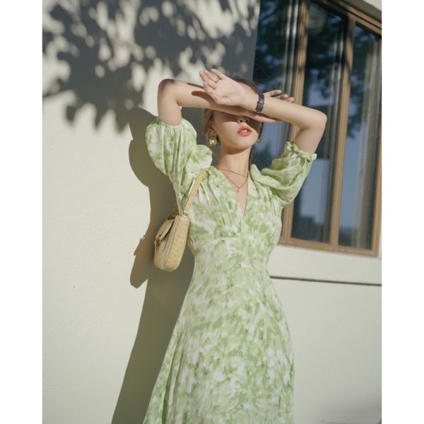 luxury casual dresses green tie dye v-neck printing bubble lantern sleeve waist style french platycodon long dr's tea break skirt, Black;gray
luxury casual dresses green tie dye v-neck printing bubble lantern sleeve waist style french platycodon long dr's tea break skirt, Black;gray
