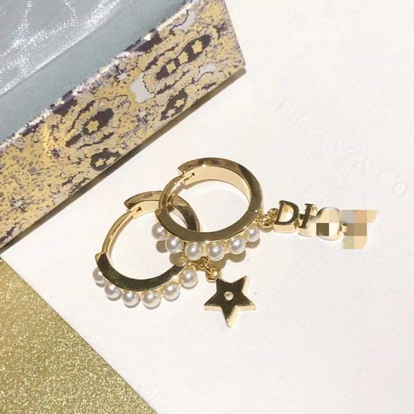 family brass 2021 new star letter asymmetric women's pearl simple earrings, Golden
family brass 2021 new star letter asymmetric women's pearl simple earrings, Golden