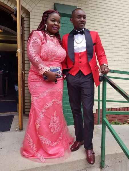 men's suits & blazers arrival groomsmen red pattern and black groom tuxedos shawl satin lapel men wedding man ( jacket+pants+vest+, White;black
men's suits & blazers arrival groomsmen red pattern and black groom tuxedos shawl satin lapel men wedding man ( jacket+pants+vest+, White;black