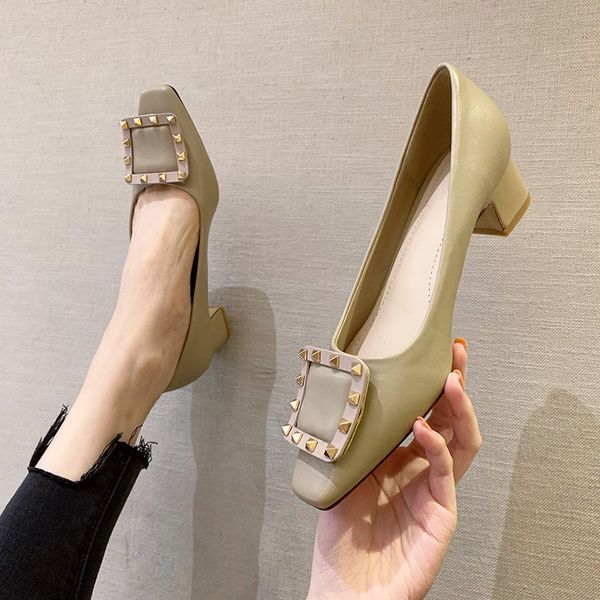 2021 spring rivet shallow mouth high thick heels square head versatile fashion women's sho, Black
2021 spring rivet shallow mouth high thick heels square head versatile fashion women's sho, Black