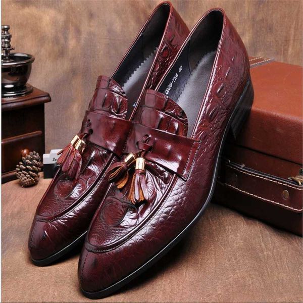 crocodile pattern set foot men, formal leather men's shoes, wedding loafers dress shoes, Black
crocodile pattern set foot men, formal leather men's shoes, wedding loafers dress shoes, Black