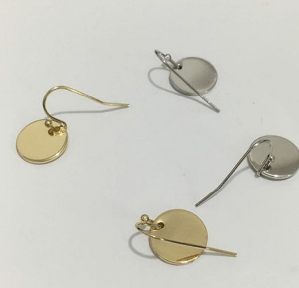 european and american minimalist geometry stud metal mini disc round earrings, Golden;silver
european and american minimalist geometry stud metal mini disc round earrings, Golden;silver