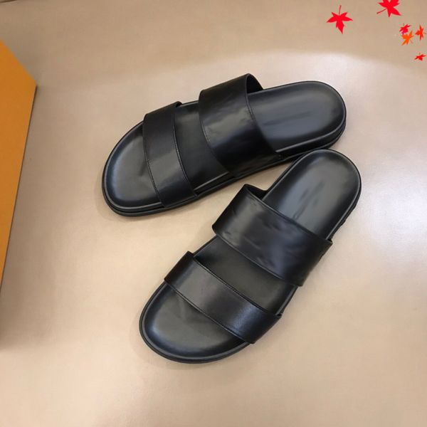 2021 designer luxurys slippers men sandals fashion beach shoes flip flops flat non-slip classical hole slipper with box size 39-45 -g143, Black
2021 designer luxurys slippers men sandals fashion beach shoes flip flops flat non-slip classical hole slipper with box size 39-45 -g143, Black