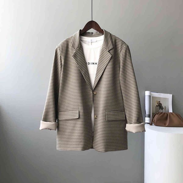 women's suits & blazers vintage plaid suit coat female 2021 spring notched office lady korean loose medium length fashion blazer a, White;black
women's suits & blazers vintage plaid suit coat female 2021 spring notched office lady korean loose medium length fashion blazer a, White;black