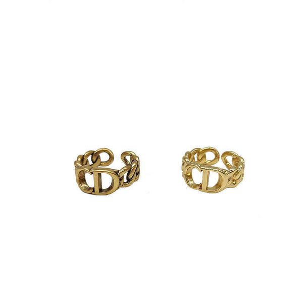 gift box simple ring new open ring women's hollow bronze gold innovative it women, Golden;silver
gift box simple ring new open ring women's hollow bronze gold innovative it women, Golden;silver
