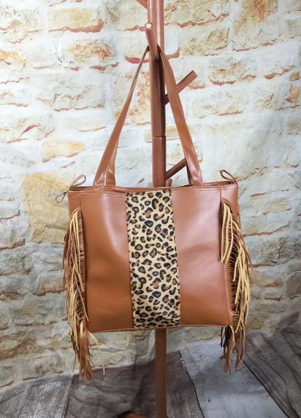 leopard patchwork shoulder bags women's tassel and stripe panelled handbags fashion designer foe ladies evening
leopard patchwork shoulder bags women's tassel and stripe panelled handbags fashion designer foe ladies evening