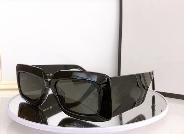 sunglasses for men and women summer style anti-ultraviolet 0811s retro plate plank rectangle full frame fashion eyeglasses random box, White;black
sunglasses for men and women summer style anti-ultraviolet 0811s retro plate plank rectangle full frame fashion eyeglasses random box, White;black