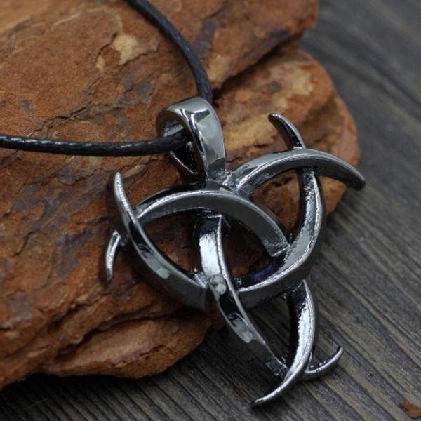 pendant necklaces viking triple horn amulet necklace celtic rune talisman for men, Silver
pendant necklaces viking triple horn amulet necklace celtic rune talisman for men, Silver