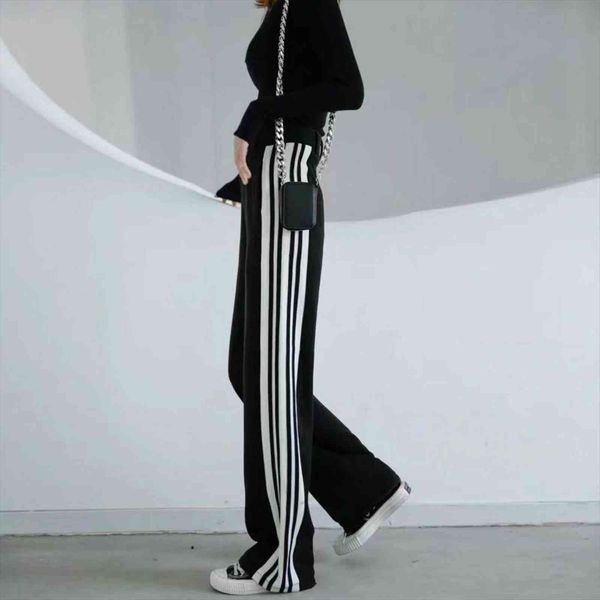 high waist wide leg women pants korean style loose thin side stripe casual sweatpants joggers, Black;white
high waist wide leg women pants korean style loose thin side stripe casual sweatpants joggers, Black;white
