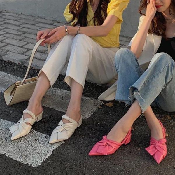 slippers 2021 fashion korean knot pointed pleated sandals for women, Black 
slippers 2021 fashion korean knot pointed pleated sandals for women, Black