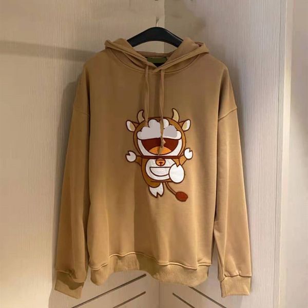2021 spring and summer new fashion brand gujia ox horn machine cat embroidery age reduction lovely leisure hooded couple sweater, Black
2021 spring and summer new fashion brand gujia ox horn machine cat embroidery age reduction lovely leisure hooded couple sweater, Black