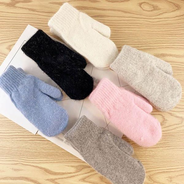 five fingers gloves double-layer imitation of hair female winter korean version solid color all women girls, Blue;gray
five fingers gloves double-layer imitation of hair female winter korean version solid color all women girls, Blue;gray