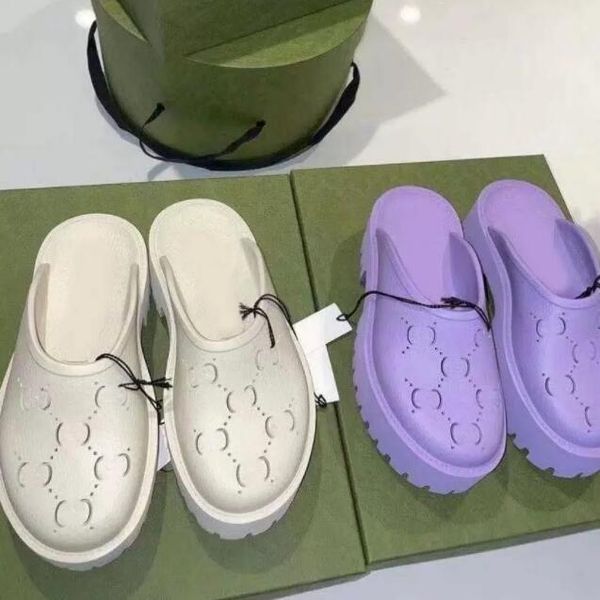 2021 lastest luxury classic designers fashion women sandals slippers perforated platform hollow patter quilted rubber casual beach wedding p, Black
2021 lastest luxury classic designers fashion women sandals slippers perforated platform hollow patter quilted rubber casual beach wedding p, Black