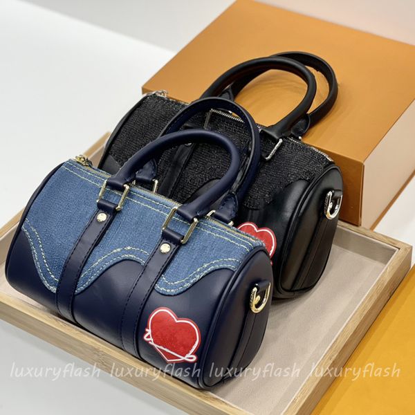 2021 new joint denim crossbody bags xs pillow bag designers womens handbags men cross body shoulder purse blue black stitching high quality
2021 new joint denim crossbody bags xs pillow bag designers womens handbags men cross body shoulder purse blue black stitching high quality
