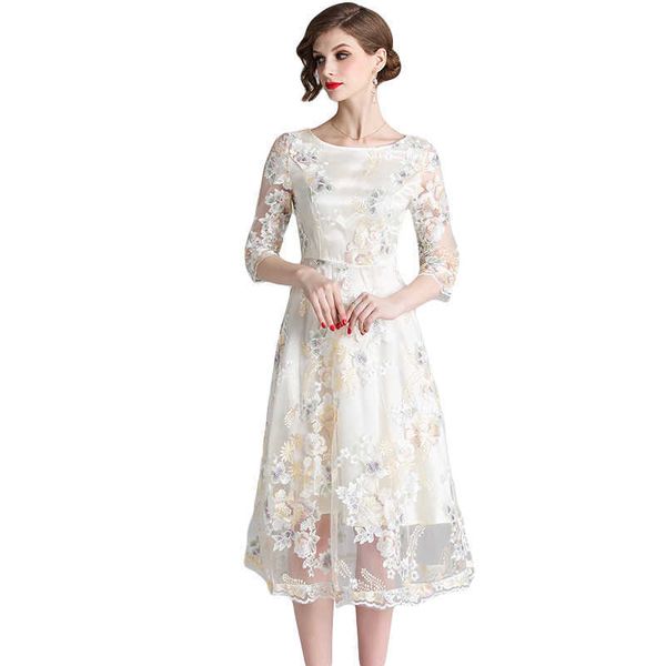 women summer designer elegant embroidered mesh dress slim wedding party robe femme vintage flowers a-line dress vestidos 210525, Black;gray
women summer designer elegant embroidered mesh dress slim wedding party robe femme vintage flowers a-line dress vestidos 210525, Black;gray