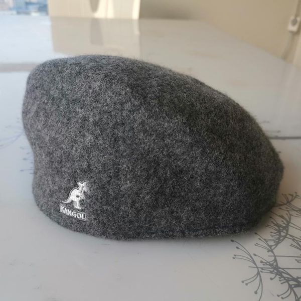 berets 2021 warm kangaroo wool fashion beret hat men women felt british style walking lady color winter, Blue;gray
berets 2021 warm kangaroo wool fashion beret hat men women felt british style walking lady color winter, Blue;gray