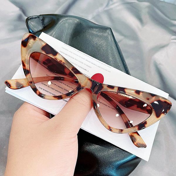 sunglasses unique triangle cat eye for women fashion brand candy color sun glasses female elegant eyewear green orange, White;black
sunglasses unique triangle cat eye for women fashion brand candy color sun glasses female elegant eyewear green orange, White;black