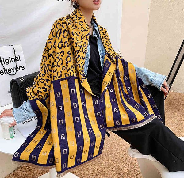 design 2021 new imitation cashmere double-sided scarf female autumn and korean long net red student shawl dual-purpose bib y1df, Blue;gray
design 2021 new imitation cashmere double-sided scarf female autumn and korean long net red student shawl dual-purpose bib y1df, Blue;gray