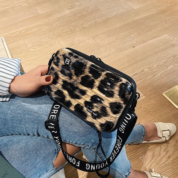 hbp net red square box bag female 2021 fashion mini hard shell small luggage shoulder bags diagonal multicolor handbags cross body wholesale
hbp net red square box bag female 2021 fashion mini hard shell small luggage shoulder bags diagonal multicolor handbags cross body wholesale