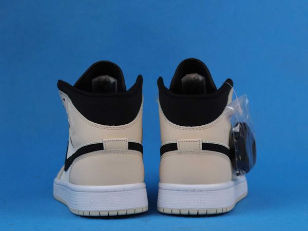 2021 jupman 1 mid wmns barely orange basketball shoes milk tea women mens fashion trainers luxurys designer sneakers with boxgycox6pp
2021 jupman 1 mid wmns barely orange basketball shoes milk tea women mens fashion trainers luxurys designer sneakers with boxgycox6pp