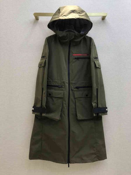 milan designer red label letter hooded parka jacket couple mid-length men's loose zipper pocket decoration women's black s-l size
milan designer red label letter hooded parka jacket couple mid-length men's loose zipper pocket decoration women's black s-l size