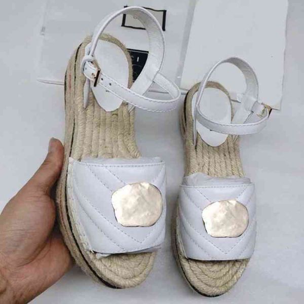 quality women high summer rubber sandals beach slide fashion scuffs slippers indoor shoes size eur 35-42 with box 18, Black
quality women high summer rubber sandals beach slide fashion scuffs slippers indoor shoes size eur 35-42 with box 18, Black