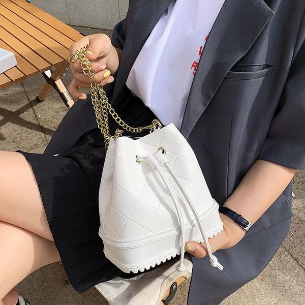 evening bags mini bag women's 2021 designer handbags fashion one-shoulder messenger design sense trend chain bucket
evening bags mini bag women's 2021 designer handbags fashion one-shoulder messenger design sense trend chain bucket