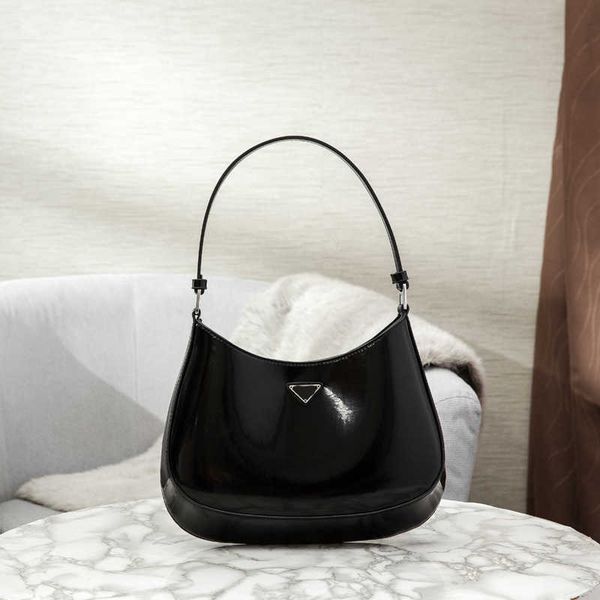 women luxurys designers bags 2021 ancient cleo armpit bright leather mid crossbody bag zhouzhoubao123 designer handbags purse wallet handbag
women luxurys designers bags 2021 ancient cleo armpit bright leather mid crossbody bag zhouzhoubao123 designer handbags purse wallet handbag