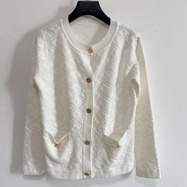milan runway sweater 2021 autumn long sleeves o neck women's sweaters high end jacquard cardigan women designer sweater 0716-1, White;black
milan runway sweater 2021 autumn long sleeves o neck women's sweaters high end jacquard cardigan women designer sweater 0716-1, White;black