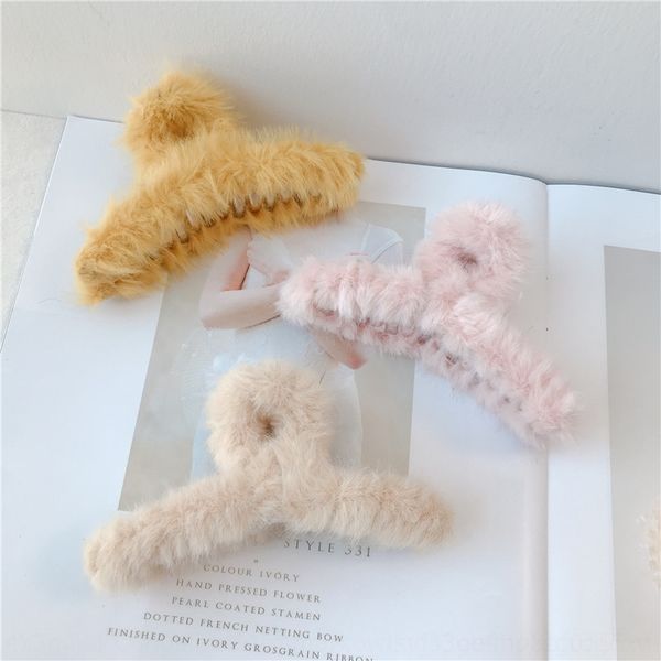 F9i super fairy plush super fairy autumn and barrettes winter autumn and winter imitation rabbit elegant temperament curling hair clip back, Golden;silver
F9i super fairy plush super fairy autumn and barrettes winter autumn and winter imitation rabbit elegant temperament curling hair clip back, Golden;silver