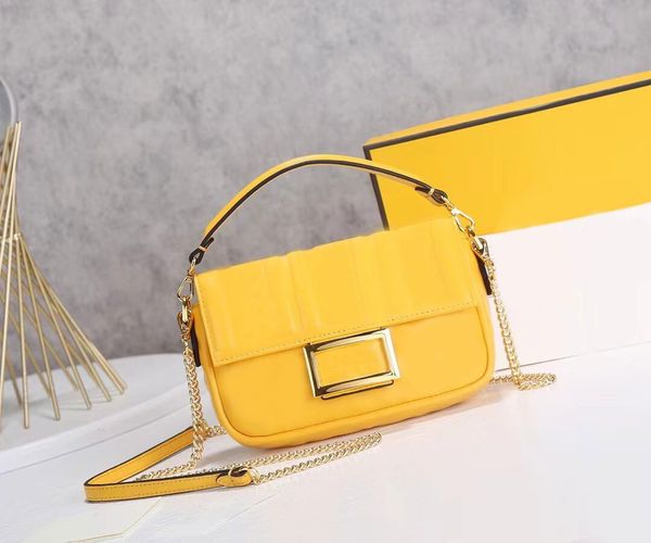 luxurys designer bags handbags crossbody shoulder bag genuine leather embossed fashion magnetic hasp chain bag mini bag
luxurys designer bags handbags crossbody shoulder bag genuine leather embossed fashion magnetic hasp chain bag mini bag