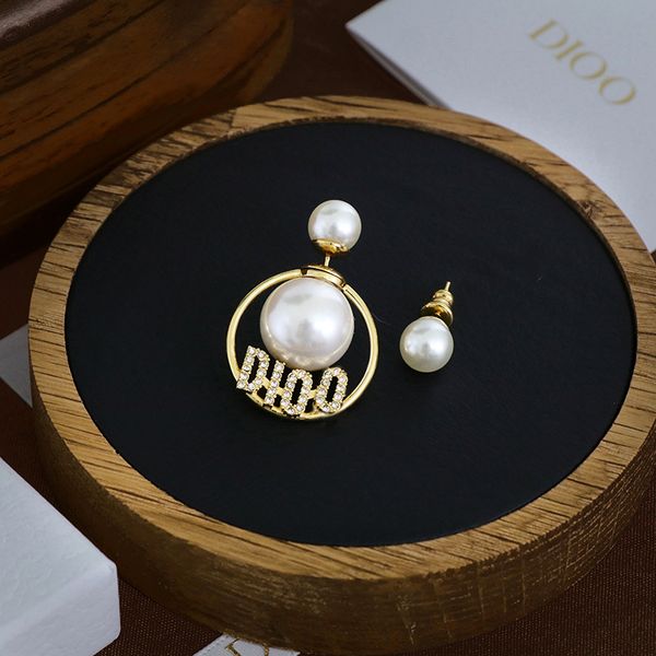 designer earrings fashion jewelry gold stud earrings set classic d letter brand women pearl wedding party luxury gifts, Golden;silver
designer earrings fashion jewelry gold stud earrings set classic d letter brand women pearl wedding party luxury gifts, Golden;silver