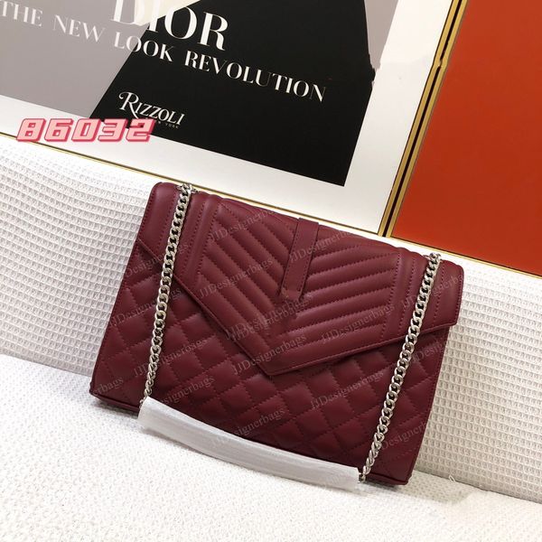 ladies calfskin caviar diamond lattice quilted bag chains women luxurys designers double flap large capacity genuine leather crossbody handb
ladies calfskin caviar diamond lattice quilted bag chains women luxurys designers double flap large capacity genuine leather crossbody handb