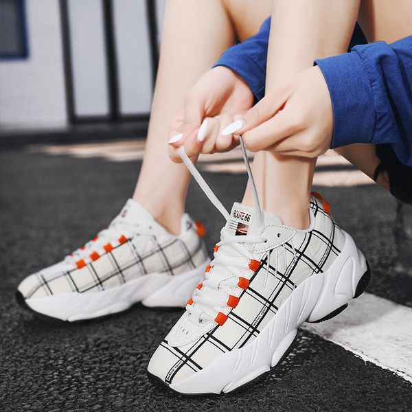 464748 size 2021 spring and autumn new dad shoes male ins trendy student height increasing retro sports shoes student platform white shoes t, Black;white
464748 size 2021 spring and autumn new dad shoes male ins trendy student height increasing retro sports shoes student platform white shoes t, Black;white