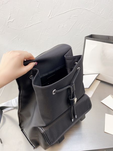 high-end design womens backpack fashion designer tote flat string lady package hobo good practical light bags zaino straddle bag quality tra
high-end design womens backpack fashion designer tote flat string lady package hobo good practical light bags zaino straddle bag quality tra