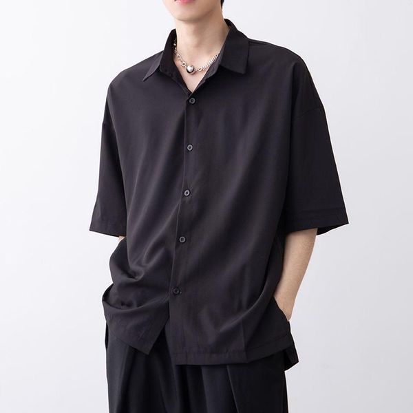 men's casual shirts 2021 black short sleeve shirt men japanese fashion loose solid color five-point handsome cold summer, White;black
men's casual shirts 2021 black short sleeve shirt men japanese fashion loose solid color five-point handsome cold summer, White;black