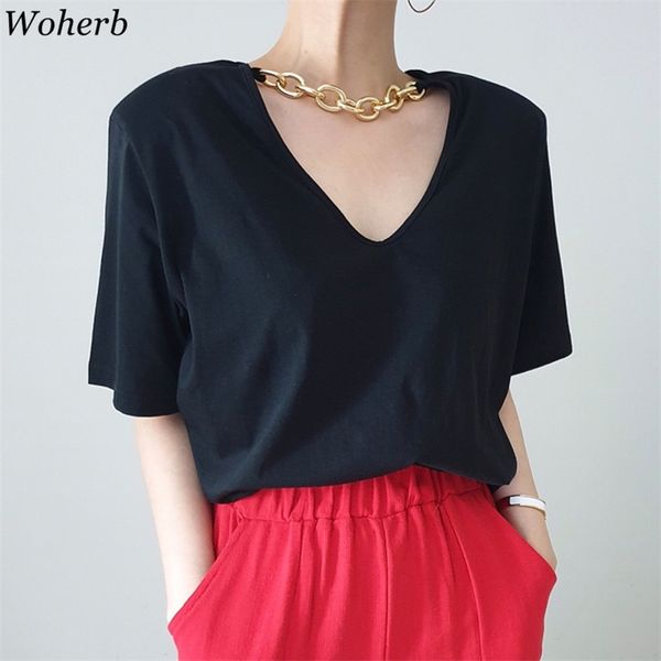 solid all match v-neck chain patch t-shirt women basic girls fashion summer tee chic short sleeve femme tshirts 210519, White
solid all match v-neck chain patch t-shirt women basic girls fashion summer tee chic short sleeve femme tshirts 210519, White