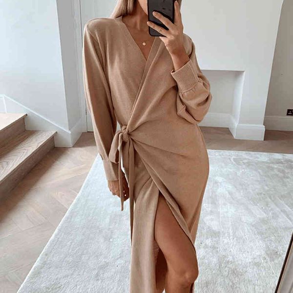 female malware fine home nightgown 2021 fall and elegant winter low-v solid-colored long dress sleeve, Black;gray
female malware fine home nightgown 2021 fall and elegant winter low-v solid-colored long dress sleeve, Black;gray
