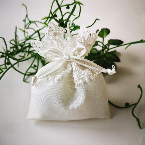 gift wrap 50/100pcs christmas packaging lace jewelry bag candy dargee drawstring for home holiday party decoration wedding bags
gift wrap 50/100pcs christmas packaging lace jewelry bag candy dargee drawstring for home holiday party decoration wedding bags