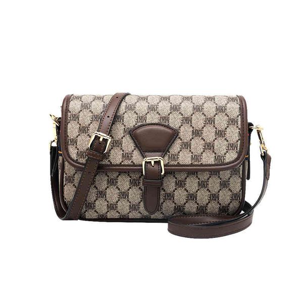 classic leather bag women's new fashion wide shoulder strap messenger versatile single women purse
classic leather bag women's new fashion wide shoulder strap messenger versatile single women purse