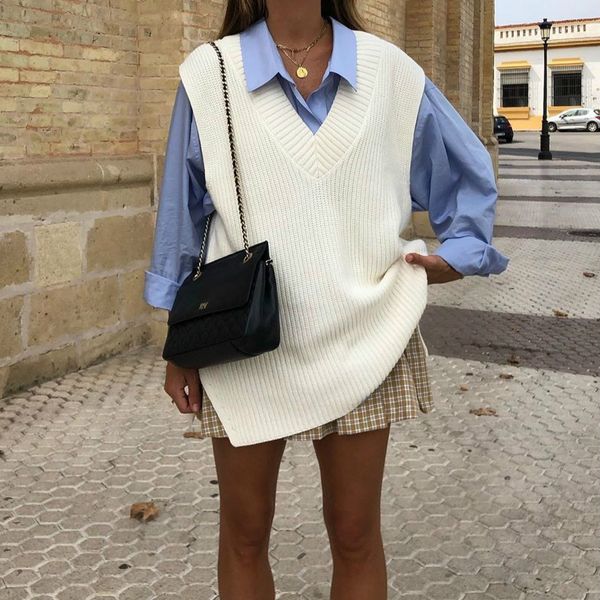 women v-neck knitted vest autumn casual sleeveless solid sweater vest korean preppy winter loose split lady jumper pullover, Black;white
women v-neck knitted vest autumn casual sleeveless solid sweater vest korean preppy winter loose split lady jumper pullover, Black;white