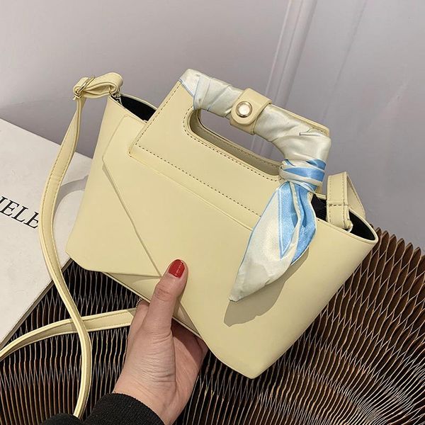 shoulder bags 2021 fashion single bag retro portable pu leather casaul shopping tote handbags designer sac a main
shoulder bags 2021 fashion single bag retro portable pu leather casaul shopping tote handbags designer sac a main