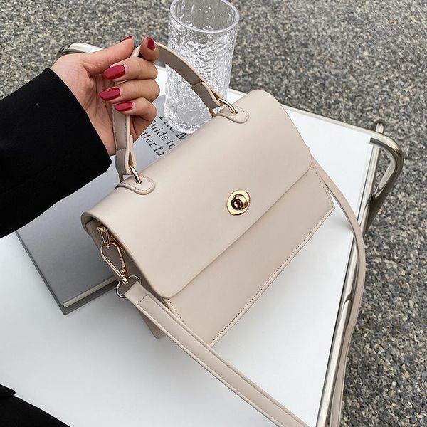 evening bags niche design fashion bag female 2021 messenger high-quality handbag square shoulder width: 21cm
evening bags niche design fashion bag female 2021 messenger high-quality handbag square shoulder width: 21cm