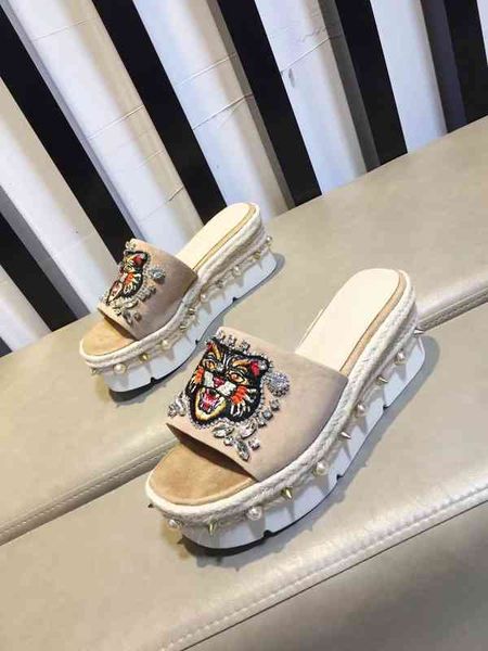 slippers gu02fashion and casual interior height slippers beach men women slide sals designer shoes summer flat graphite rubber flip-flops g3, Black
slippers gu02fashion and casual interior height slippers beach men women slide sals designer shoes summer flat graphite rubber flip-flops g3, Black
