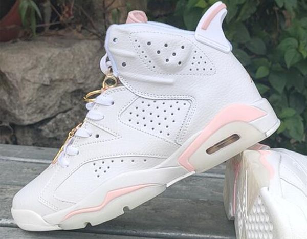 2021 release wmns 6 gold hoops basketball shoes 6s outdoor men sport sneakers with box size5.5~13
2021 release wmns 6 gold hoops basketball shoes 6s outdoor men sport sneakers with box size5.5~13