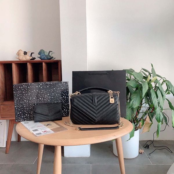 2-piece set of fashionable ladies shoulder bags handbag purse famous lady messenger bag leather design metal letter pattern luxury box packa
2-piece set of fashionable ladies shoulder bags handbag purse famous lady messenger bag leather design metal letter pattern luxury box packa