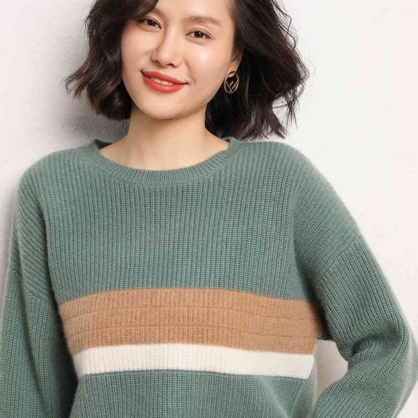 sweaters autumn winter stripe sweaters women 100% cashmere knitting double thickening o-collar female soft quality loose large size pullo, White;black
sweaters autumn winter stripe sweaters women 100% cashmere knitting double thickening o-collar female soft quality loose large size pullo, White;black