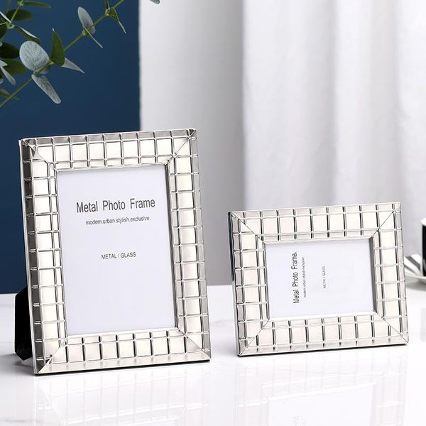 frames 5/6/7/8/10 inch modern creative metal po frame living room ornaments 
frames 5/6/7/8/10 inch modern creative metal po frame living room ornaments
